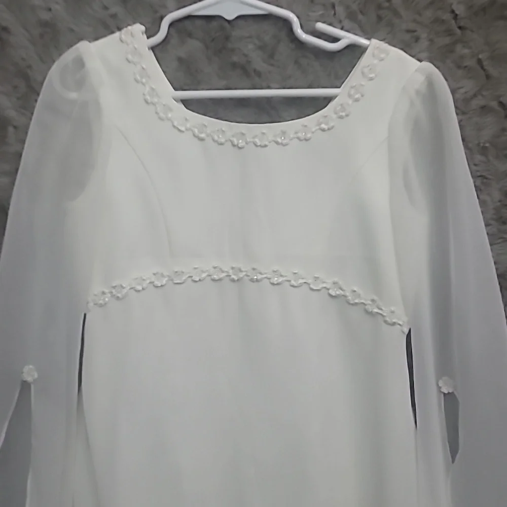 White Flower Girl/ Communion  Dress with Flowing Sleeves Size 6 Elegant Wedding - Picture 11 of 12